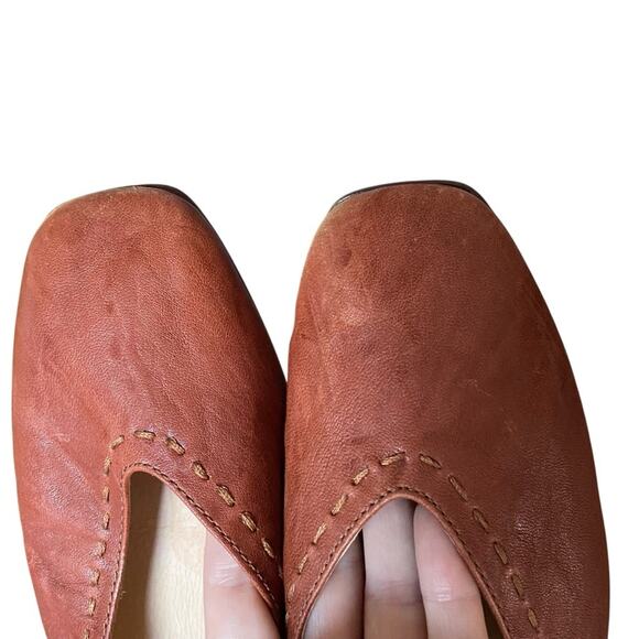 Frye Claire Ballet Flat Leather Cognac Cabrast color brown size 8.5 fits 9 - Picture 4 of 11